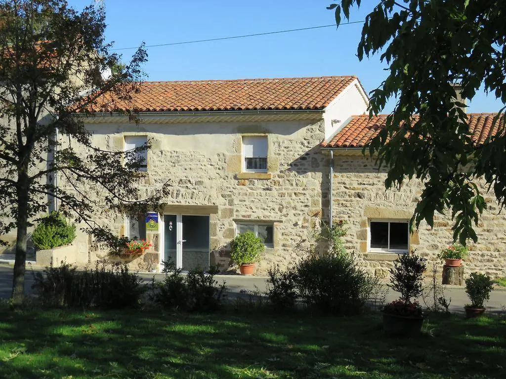Les Mathieux La Cabane D'En Haut Bongheat Holiday home